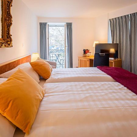 Hotel Du Cheval Blanc - City Center Булле Екстериор снимка